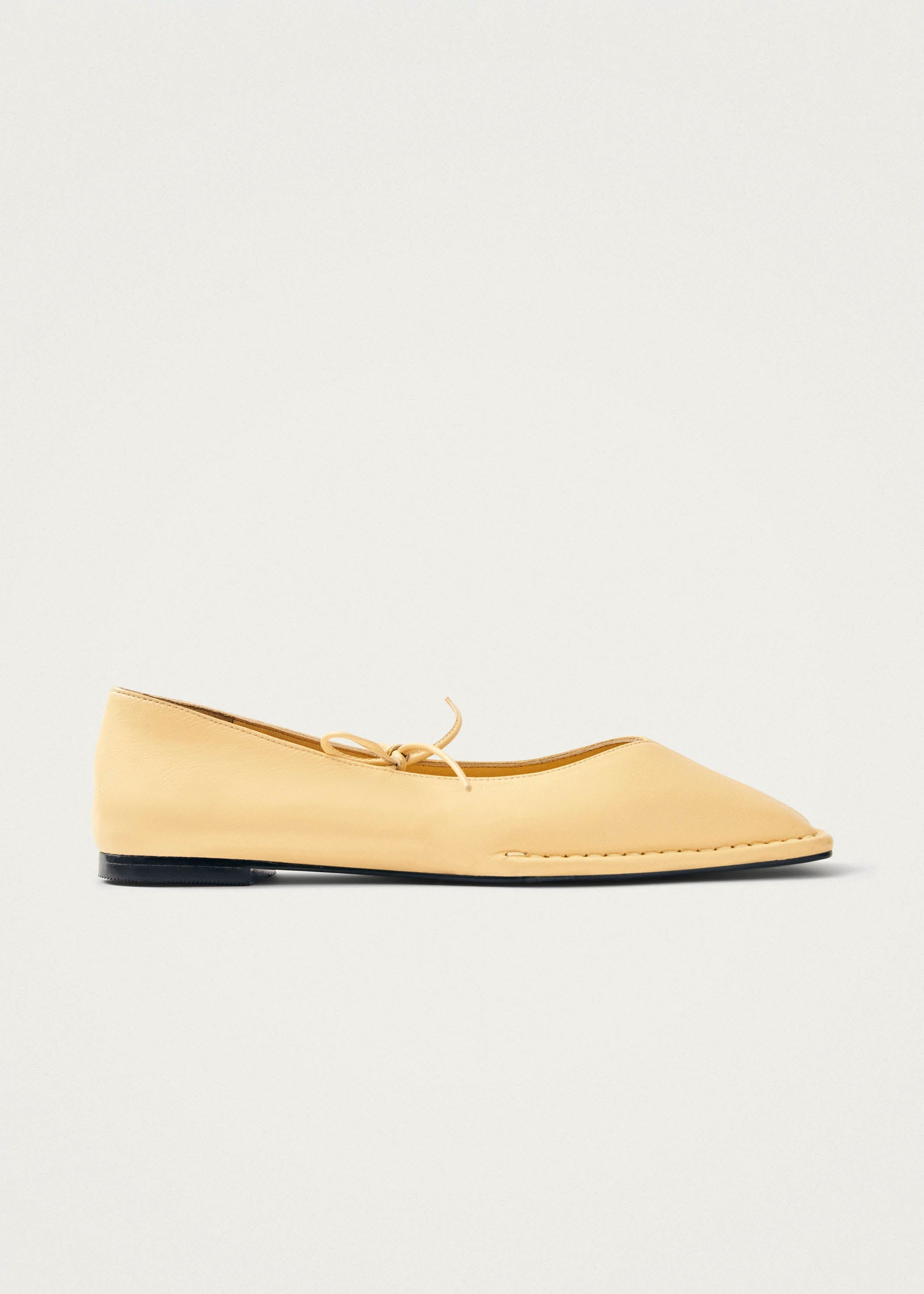 Sway Vanilla Leather Ballet Flats