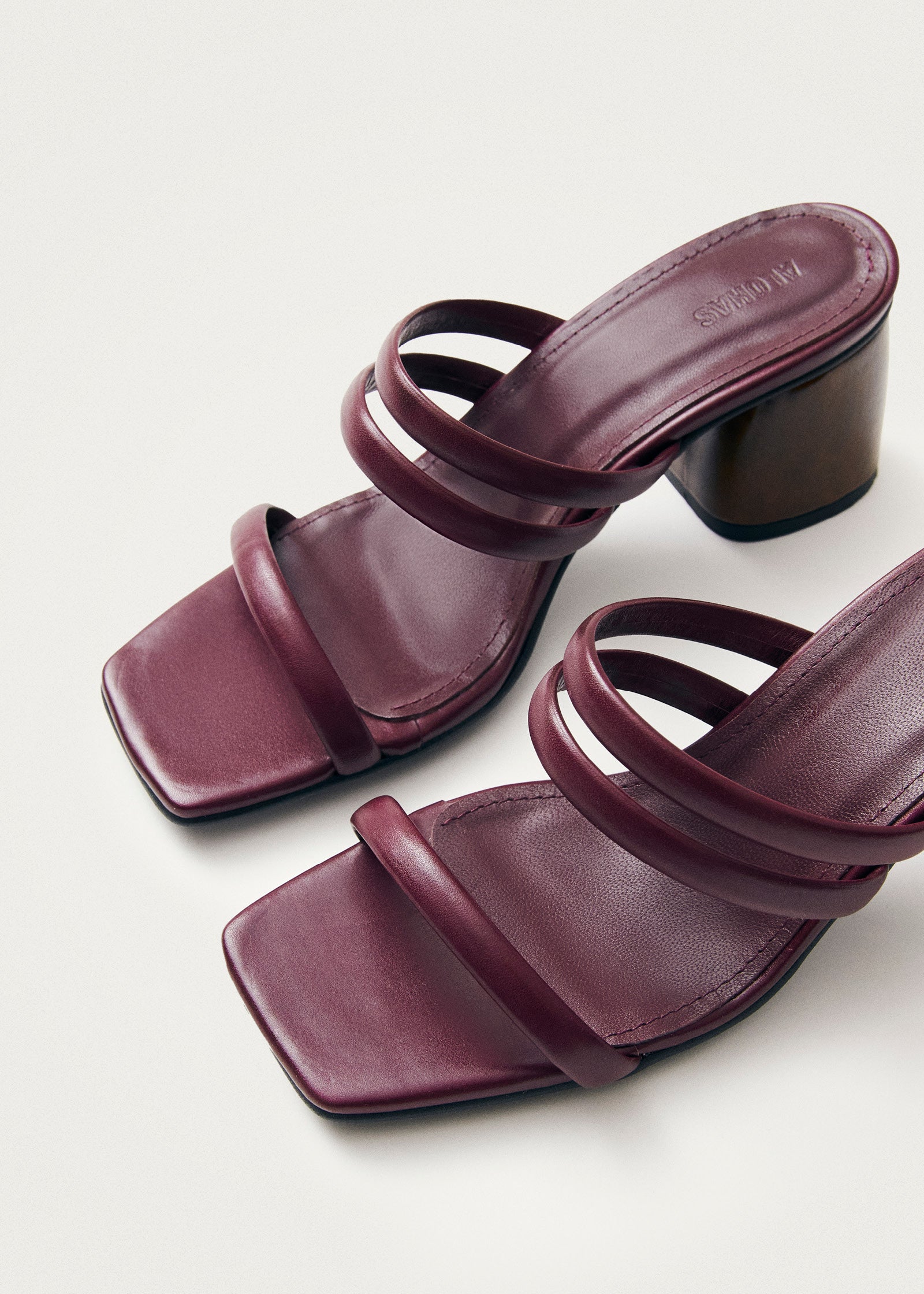 Indiana Bare Burgundy Leather Sandals