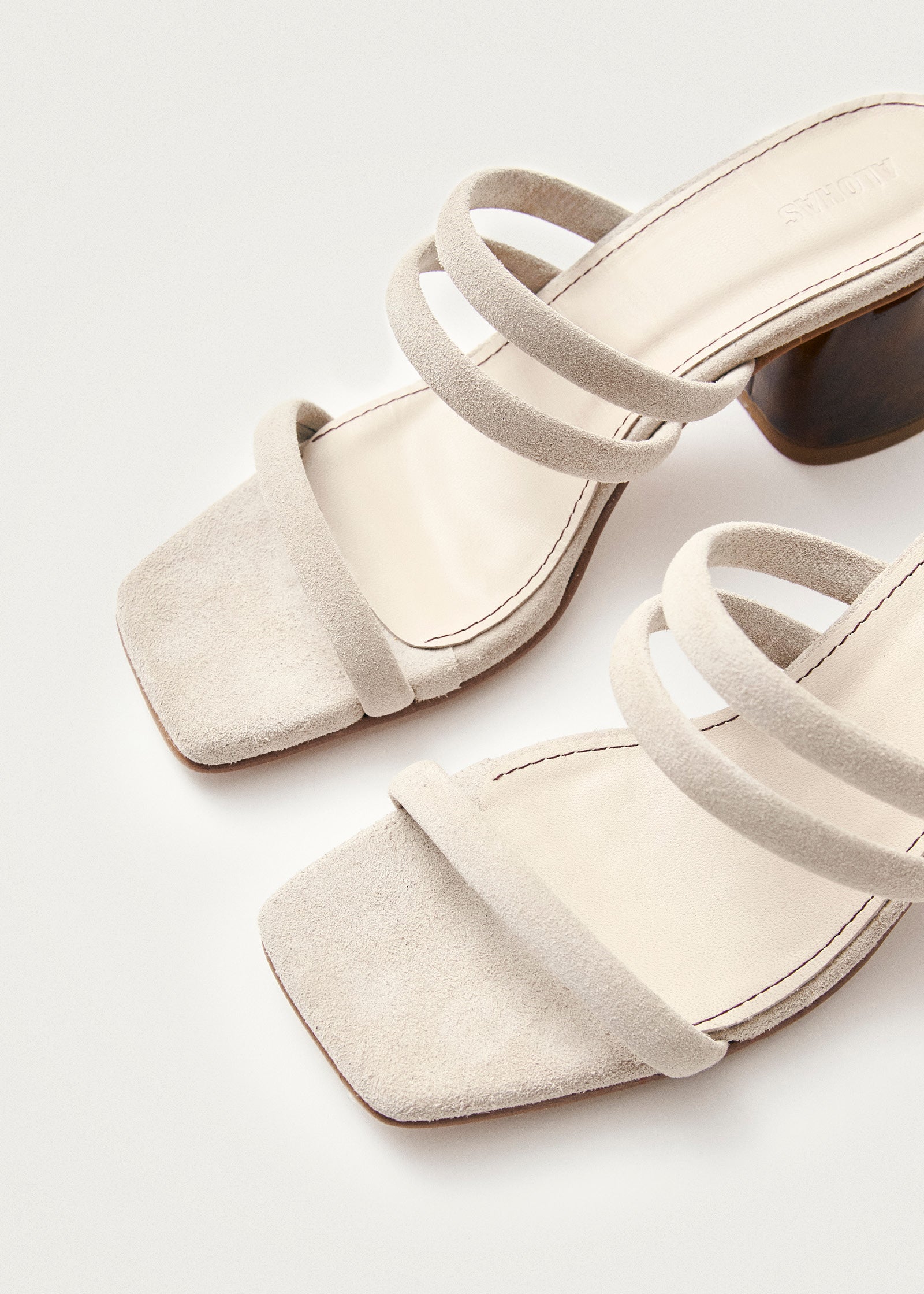 Indiana Stone Beige Leather Sandals