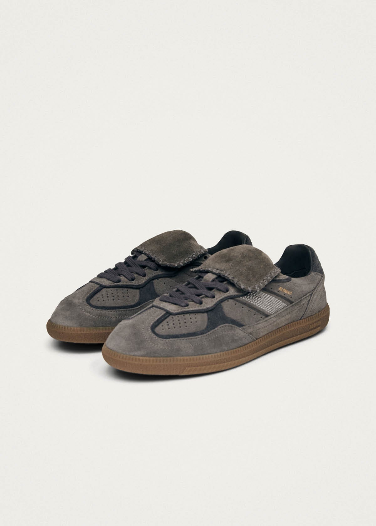 Tb.490 Club Suede Dark Grey Leather Sneakers